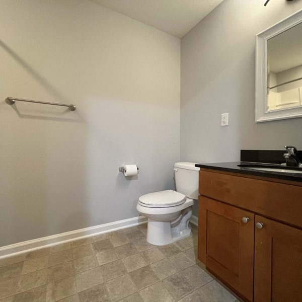 49E203-Bathroom